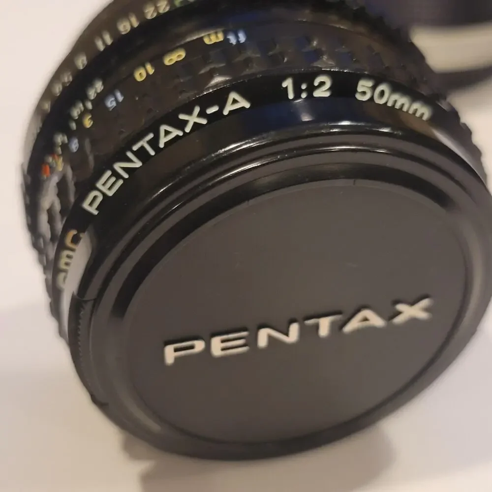 Pentax SMC Pentax-A 1:2 50mm 35mm SLR Camera Lens Black Manual Focus Prime F2